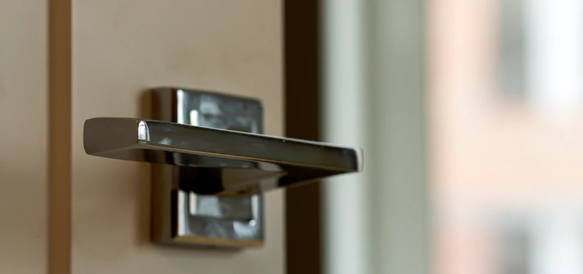 Door Lever Knob Repair in Northbrook, Illinois