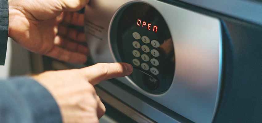 Cash Safe Openers in Northbrook, Illinois