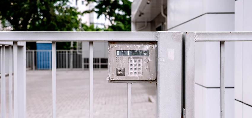 Gate Locks For Metal Gates in Northbrook, Illinois